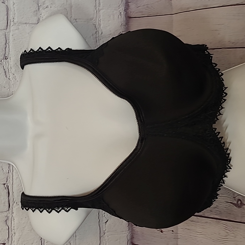 Women's Black Size 44DD Underwire Lace Trimmed Comfort Choice Bra